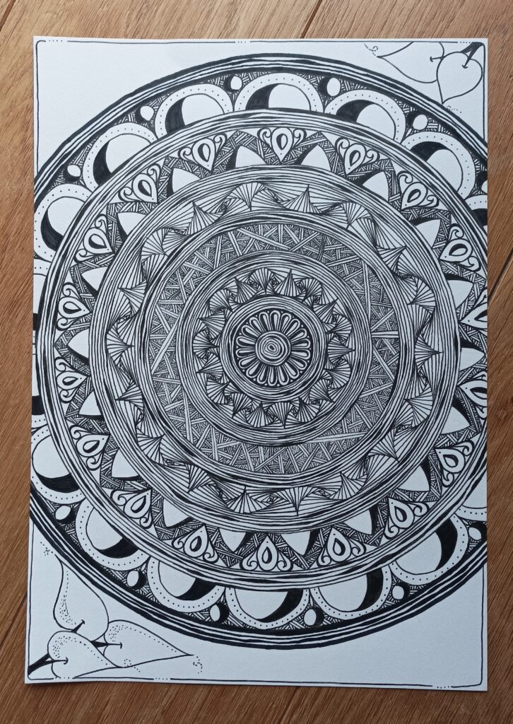 1743183141657 Le bien-être créatif par le dessin avec le Zentangle